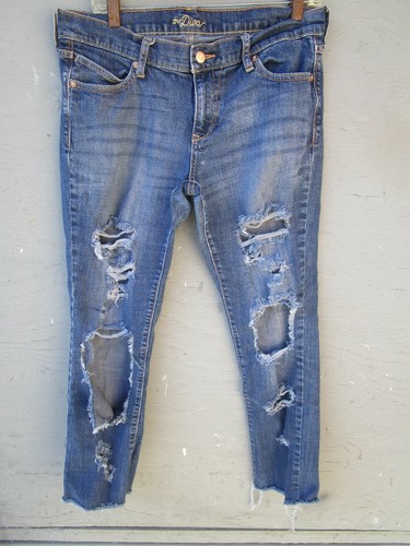 Old navy the diva - old, distressed